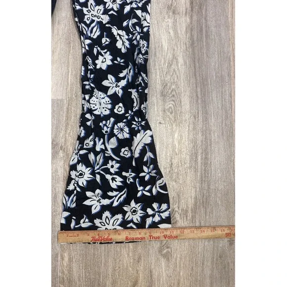 Zara Floral High Waisted Wide Leg Flare Pants Black White Blue Boho Size Medium - Picture 4 of 9